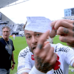 Neymar se revolta após ser substituído por engano em derrota do Santos