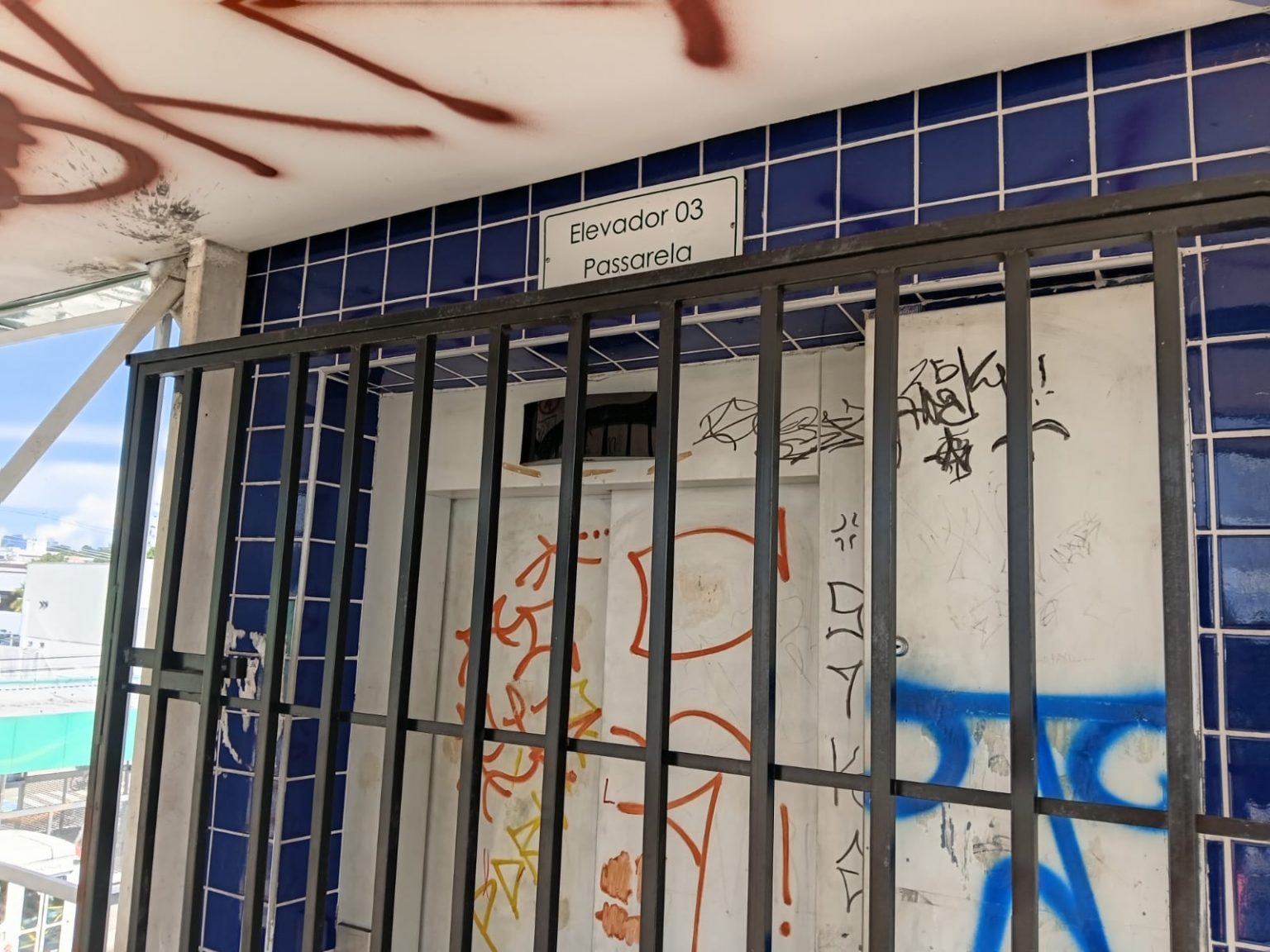 Elevador da Estação São Jorge é alvo de furto e fica fora de operação em Manaus