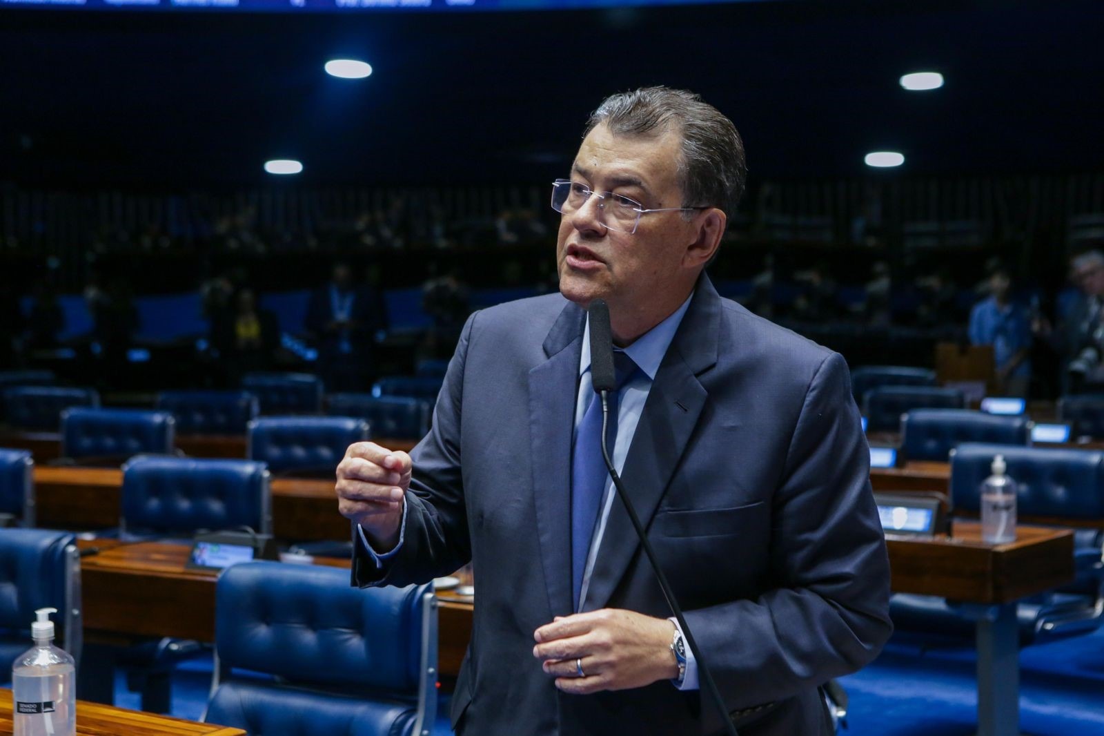Senado aprova MP apoiada por Braga para baratear a CNH