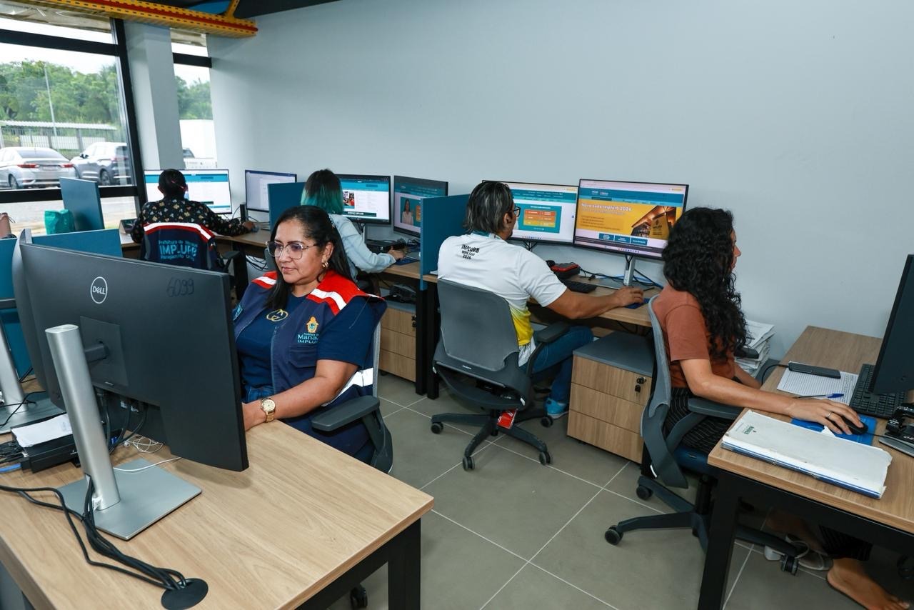 Prazo para garantir desconto em licenciamento de outdoors termina nesta sexta em Manaus