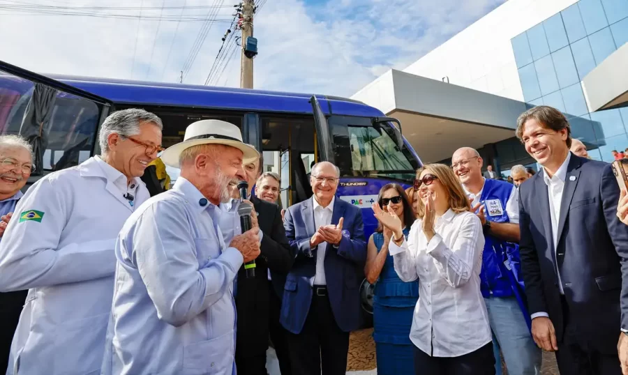 Lula anuncia entregas e R$ 7 bilhões em investimentos no Amazonas