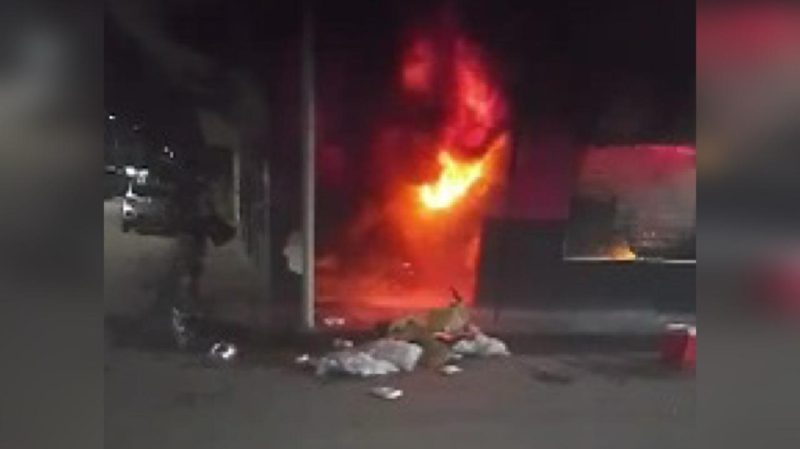 VÍDEO: Comércio pega fogo em Manicoré