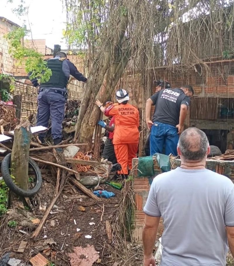 Ossada de ex-PM é encontrado em Manaus; ele foi enterrado de cabeça para baixo em cacimba