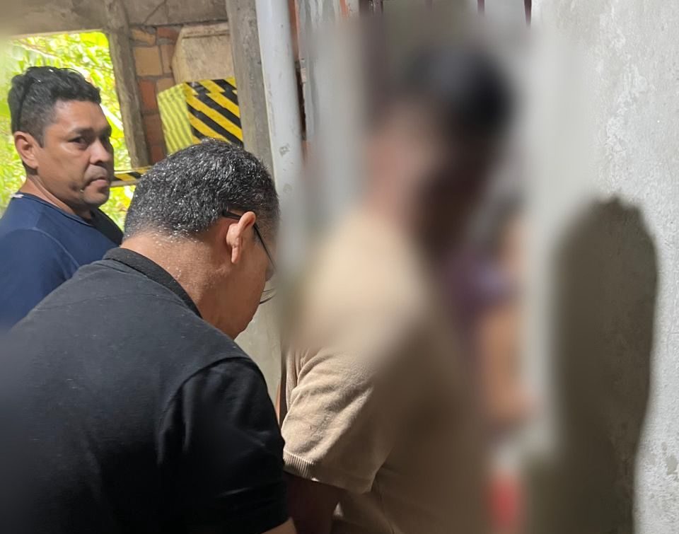 VÍDEO: Falso pastor é preso em Manaus suspeito de estuprar enteada desde 5 anos