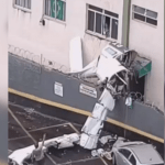 VÍDEO: Avião de pequeno porte cai e deixa dois mortos e três feridos