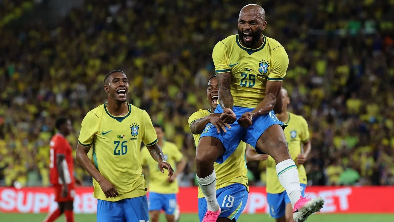 Brasil goleia Panamá por 6 a 2 antes da Copa do Mundo