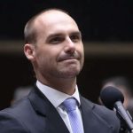 Eduardo Bolsonaro diz ter acionado polícia contra repórter