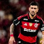 Arrascaeta recebe alta após cirurgia e inicia recuperação no Flamengo
