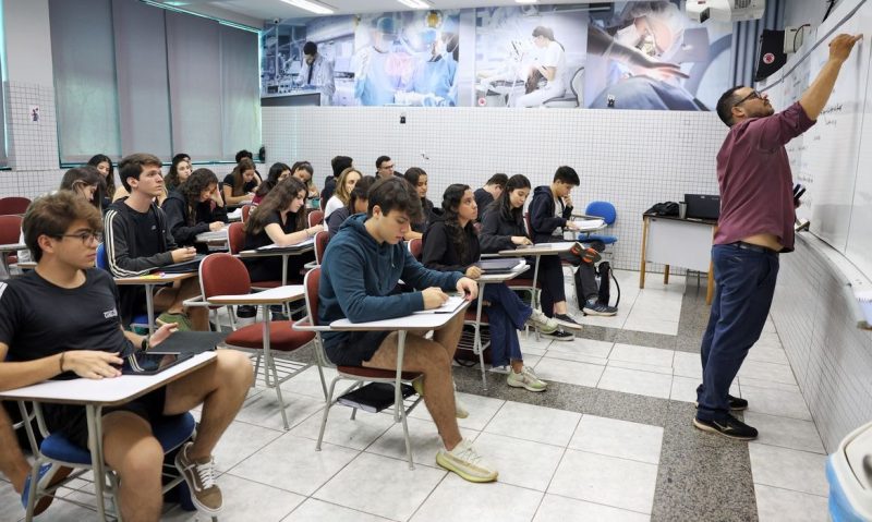 Pré-selecionados do Fies 2026 devem validar inscrição até 11 de maio