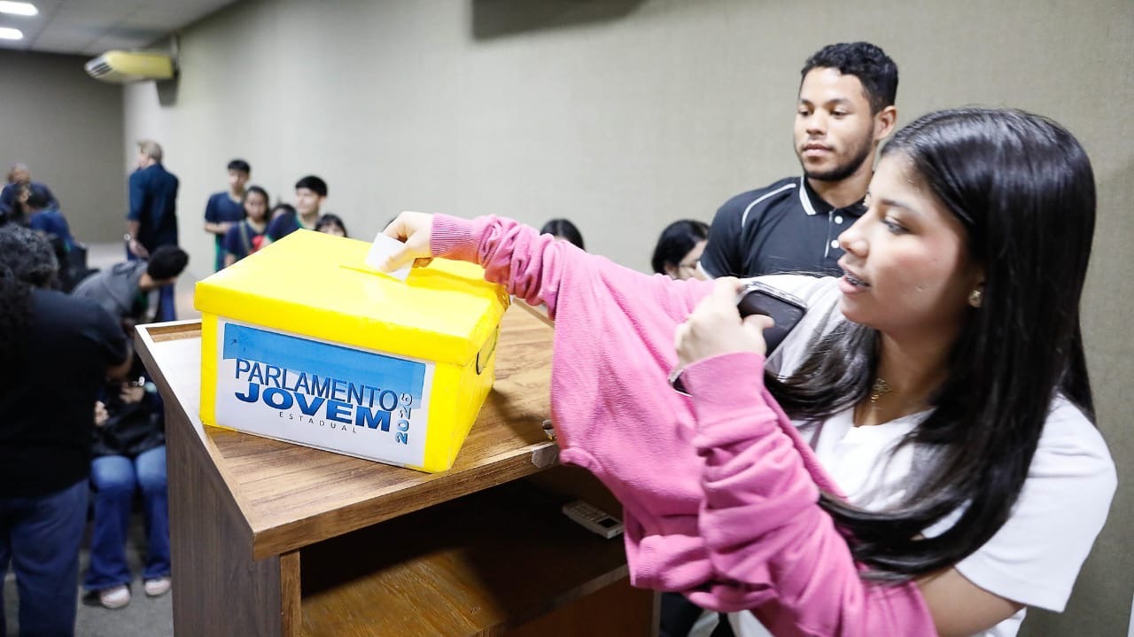 Aleam define 24 estudantes eleitos para o Parlamento Jovem 2026