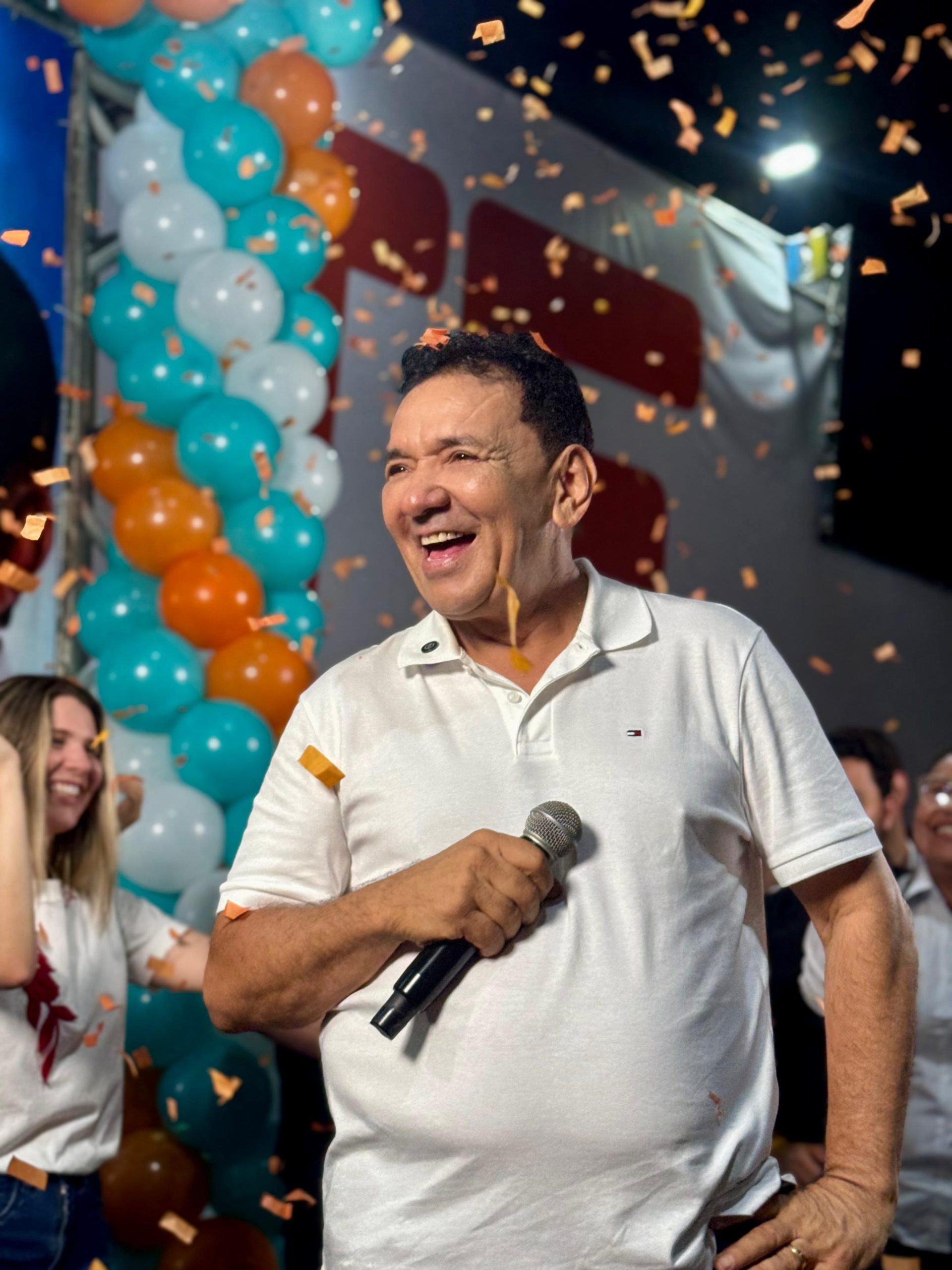 Tony Medeiros lança pré-candidatura a deputado estadual Tony Medeiros lança pré-candidatura a deputado estadual