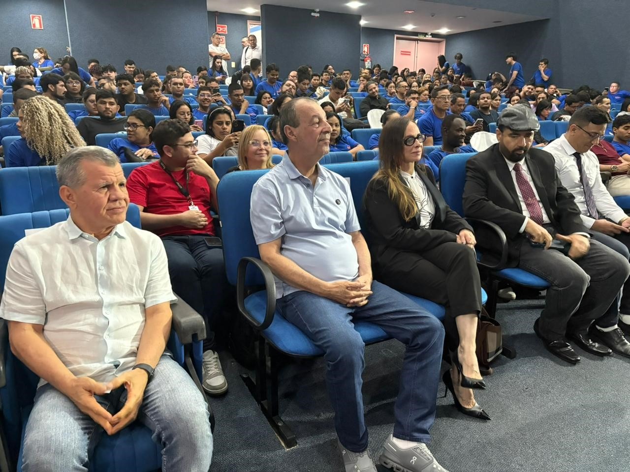 Omar Aziz destaca chegada de empresas e defende ensino técnico