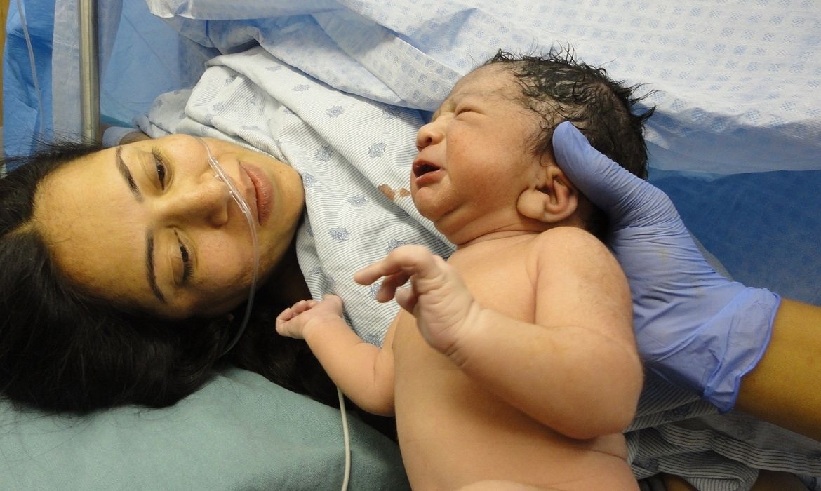 Brasil ainda registra mais de mil mortes maternas por ano