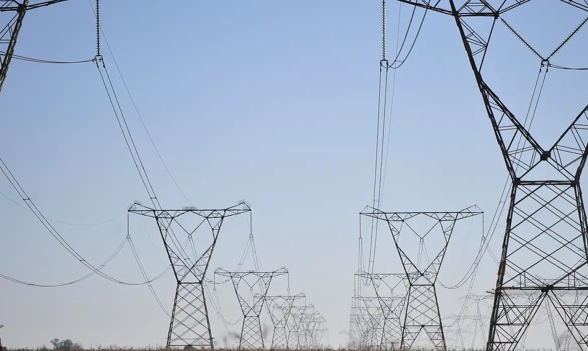 Luz para Todos amplia energia elétrica na Amazônia Legal