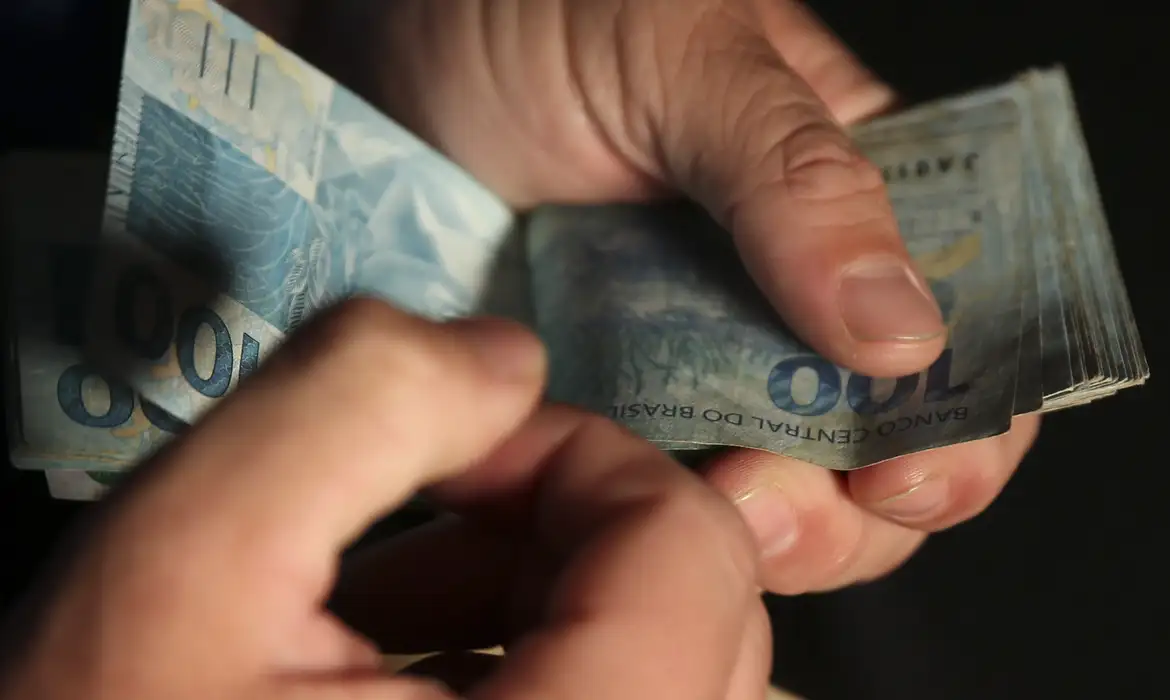 FGTS pode ser usado para quitar dívidas no Novo Desenrola Brasil