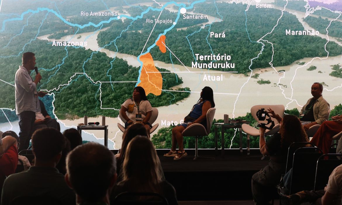 Gestantes Munduruku têm níveis críticos de mercúrio no Pará