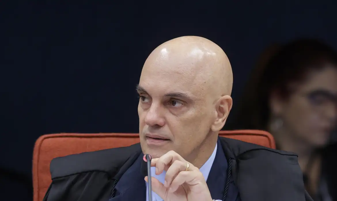 AGU vai atuar nos EUA em ação contra Alexandre de Moraes