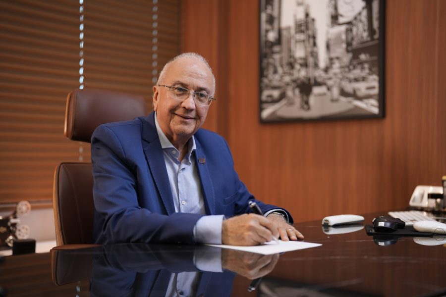 “Redução da jornada pode aumentar preços e afetar população”, diz presidente da Fecomércio-AM