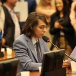 Projeto de Amom Mandel obriga aplicativos a ampliar segurança dos motoristas
