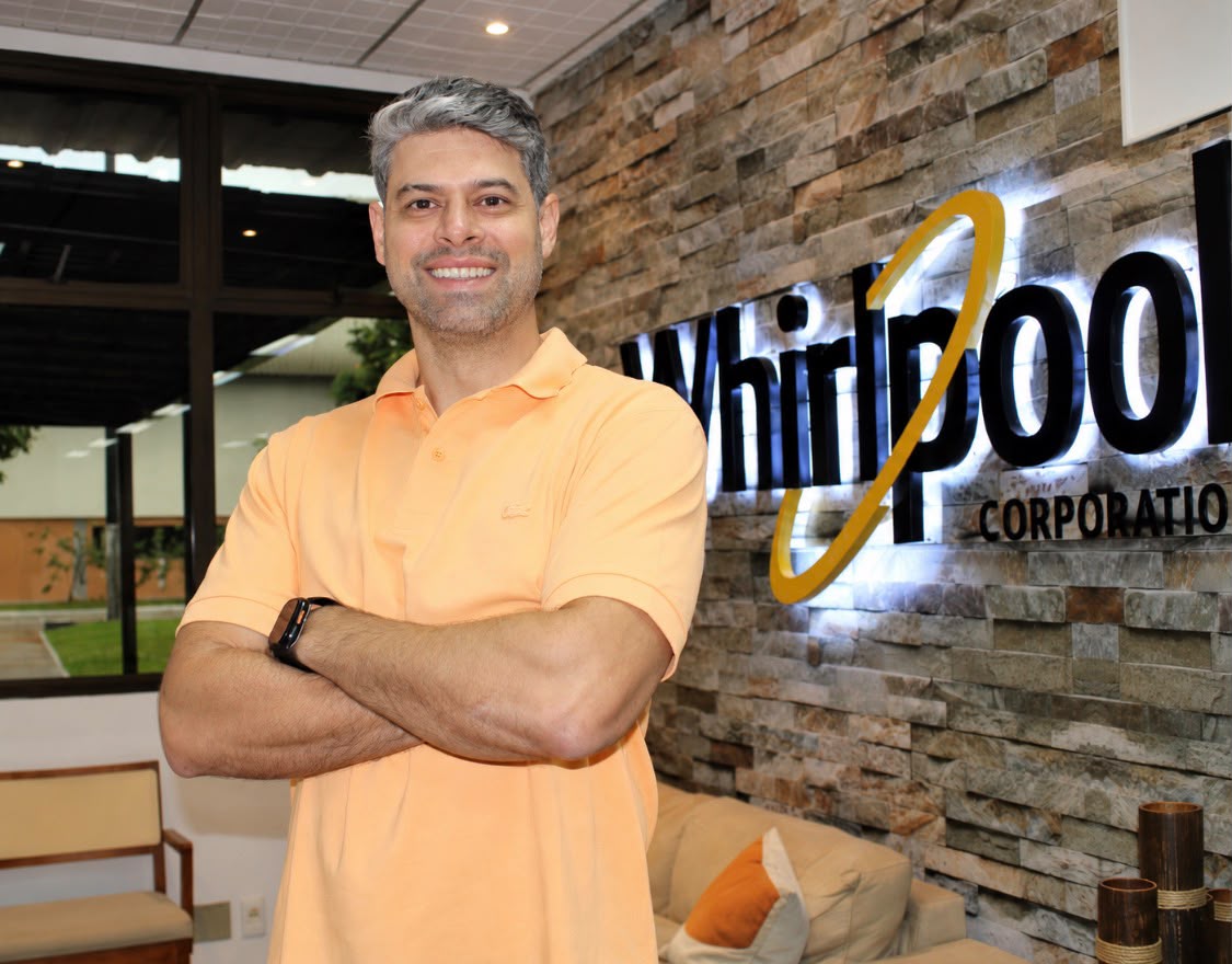 Whirlpool acelera a era das casas inteligentes com nova linha de produção de indução em Manaus