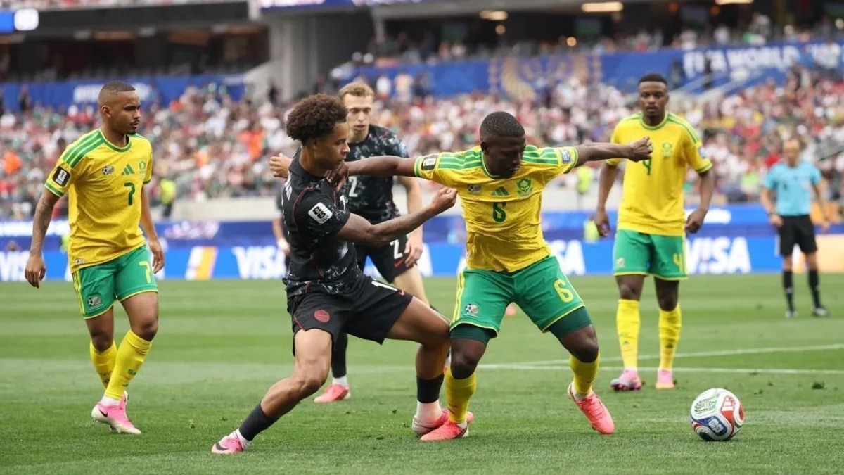 Canadá vence África do Sul e avança às oitavas da Copa de 2026