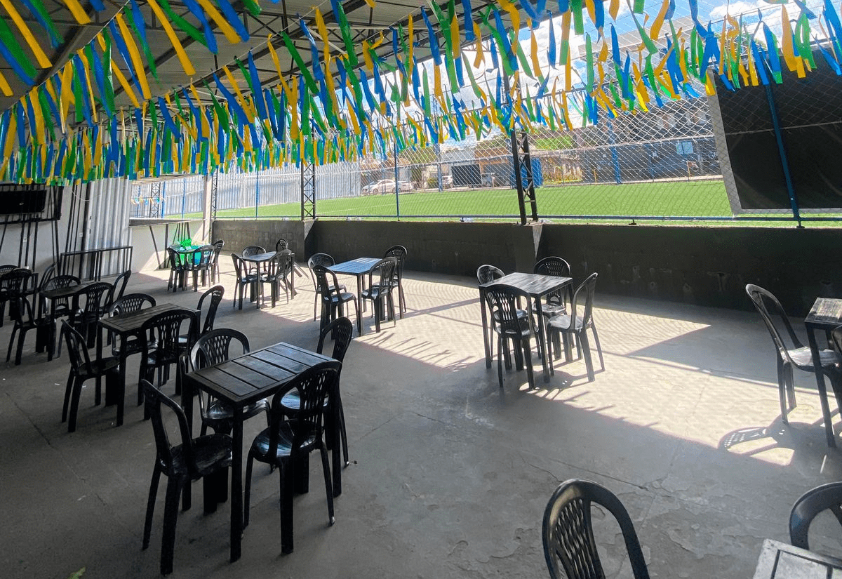 Nova era das transmissões da Copa impulsiona “arenas de torcida” em Manaus