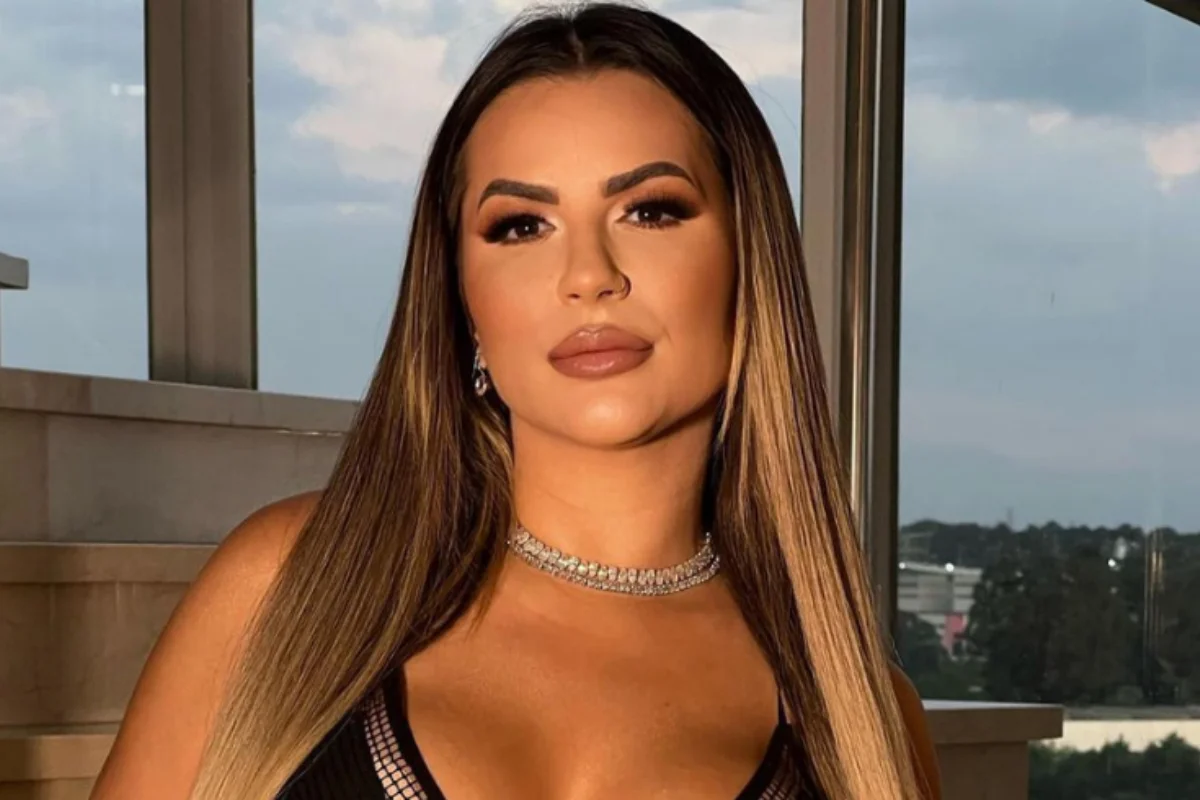 Justiça nega prisão domiciliar a Deolane Bezerra e mantém influencer em presídio