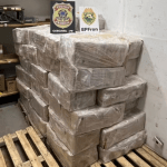 PF apreende 1,6 tonelada de maconha em carreta no Paraná