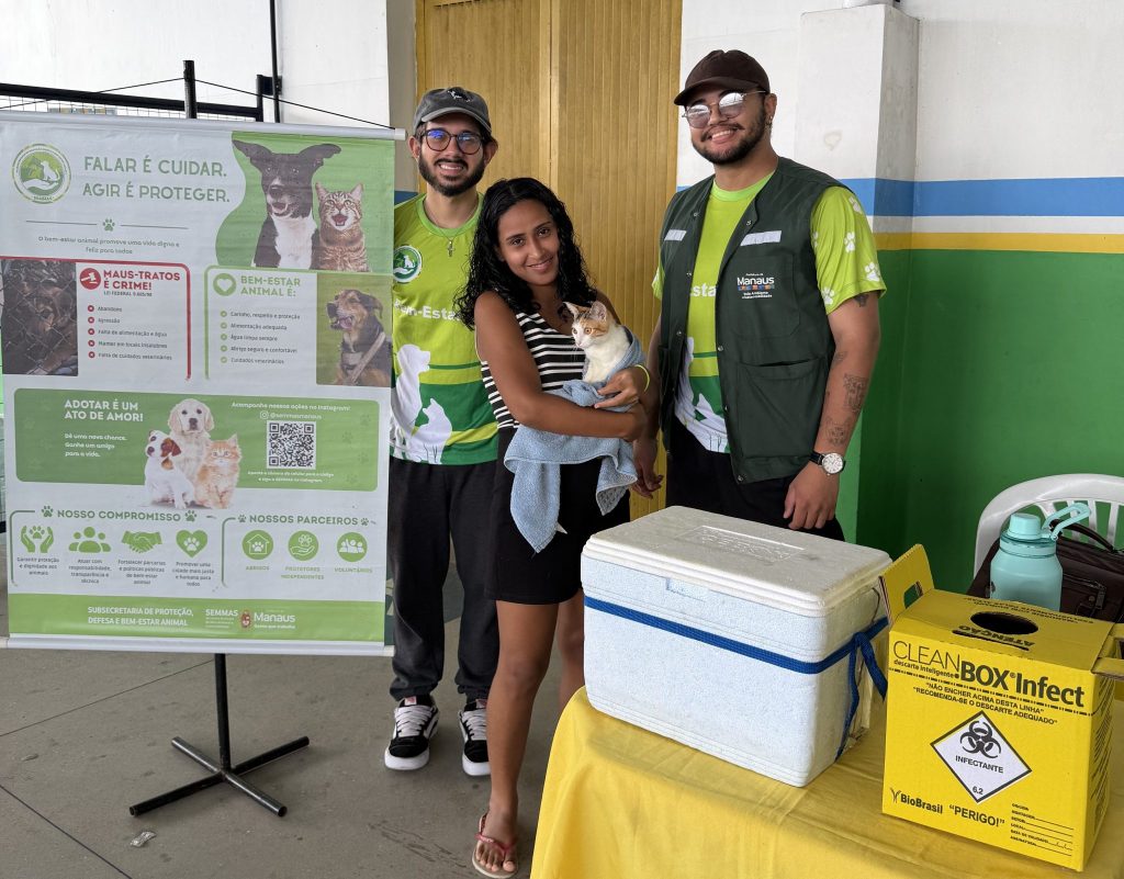 Equipe da Semmas realizando serviços itinerantes do projeto “Semmas no Meu Bairro” no Zumbi dos Palmares