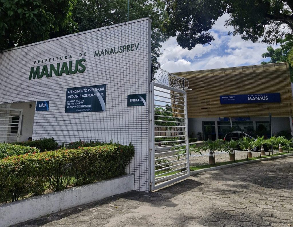 Atendimento de recadastramento de aposentados e pensionistas na Manausprev