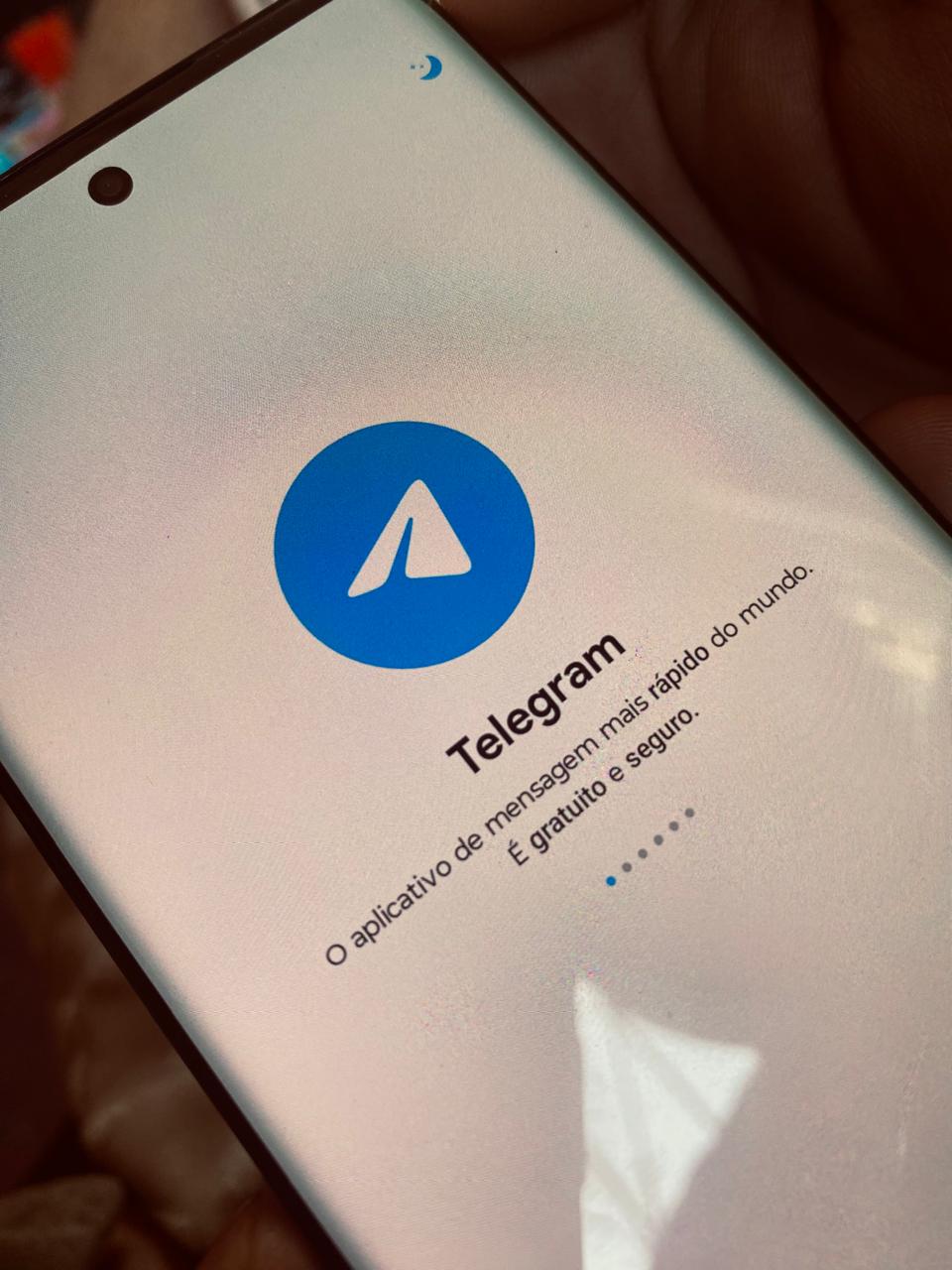 Índia bloqueia Telegram após suspeita de vazamento de prova de medicina; entenda