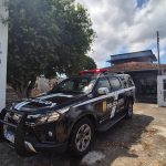 Rotina de medo: Homem é preso após encurralar e espancar namorada com socos e tapas no AM