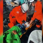VÍDEO: Homem fica com perna presa em ferry boat e é resgatado em Parintins