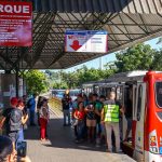 Passageiros embarcam em linha Expresso Norte