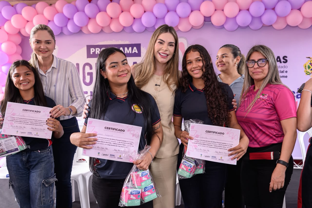 Thaisa Cidade fortalece ações de dignidade menstrual em escola de Manaus