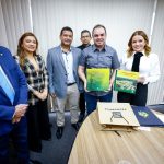Roberto Cidade assina concessões que viabilizam investimento de US$ 500 milhões da Petrobras em Urucu