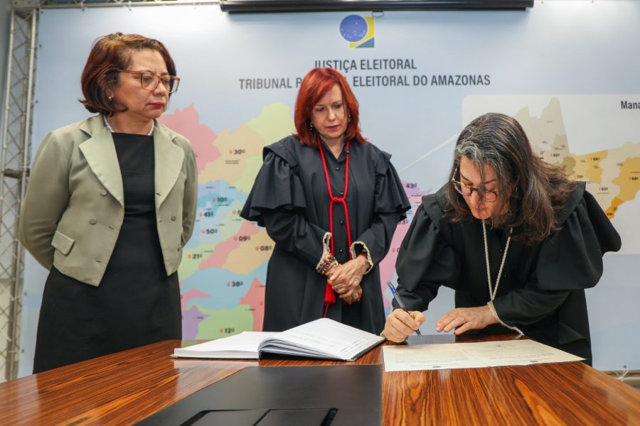 Juíza Mara Elisa Andrade assume função no TRE-AM para eleições 2026