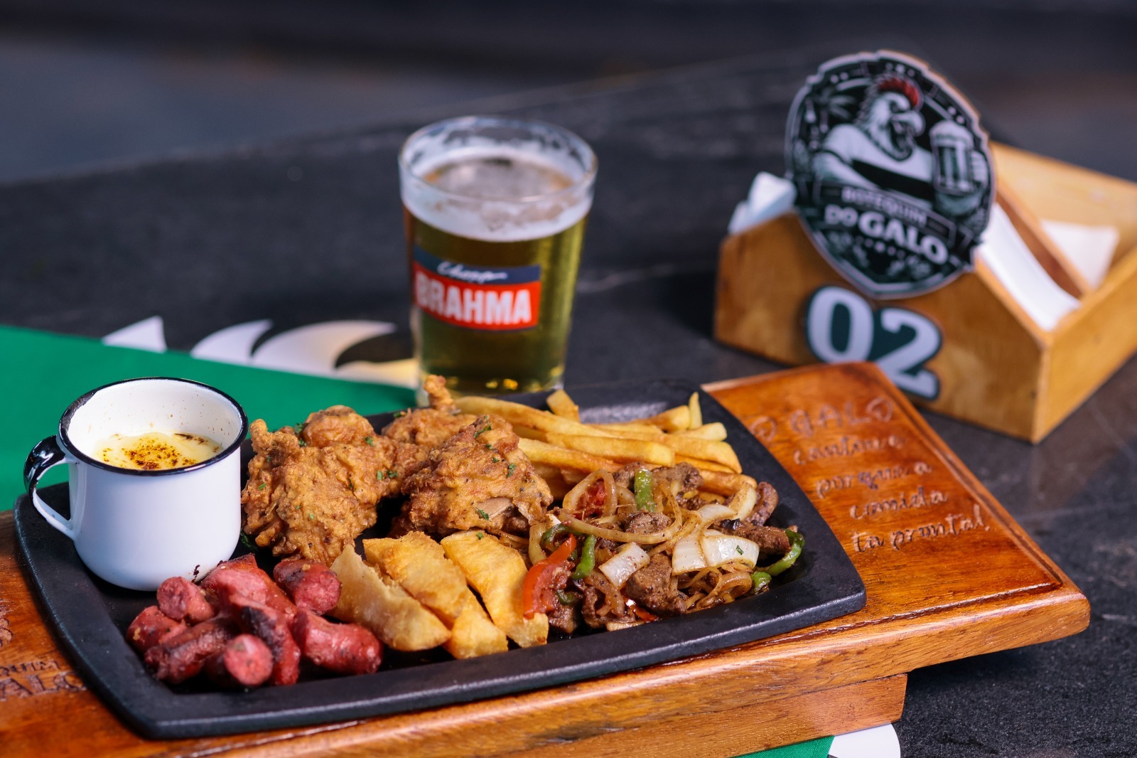Botequim do Galo inaugura no Rio Negro Clube em Manaus