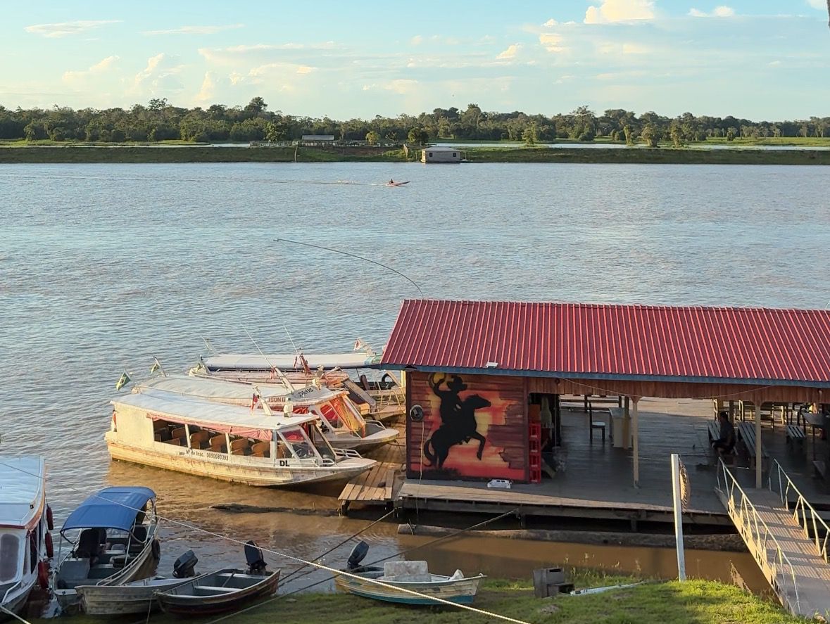 Evento de IA debate futuro sustentável da Amazônia em Manaus