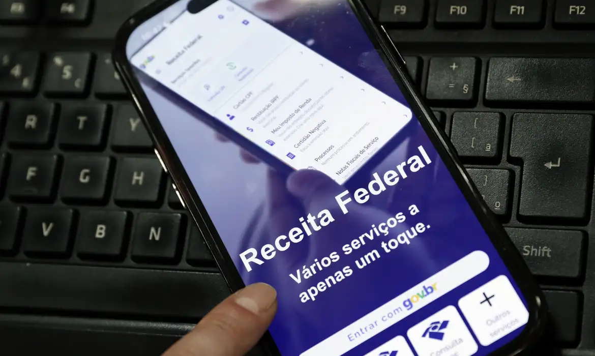 Receita libera consulta ao segundo lote da restituição do IR nesta terça (23); veja como acessar