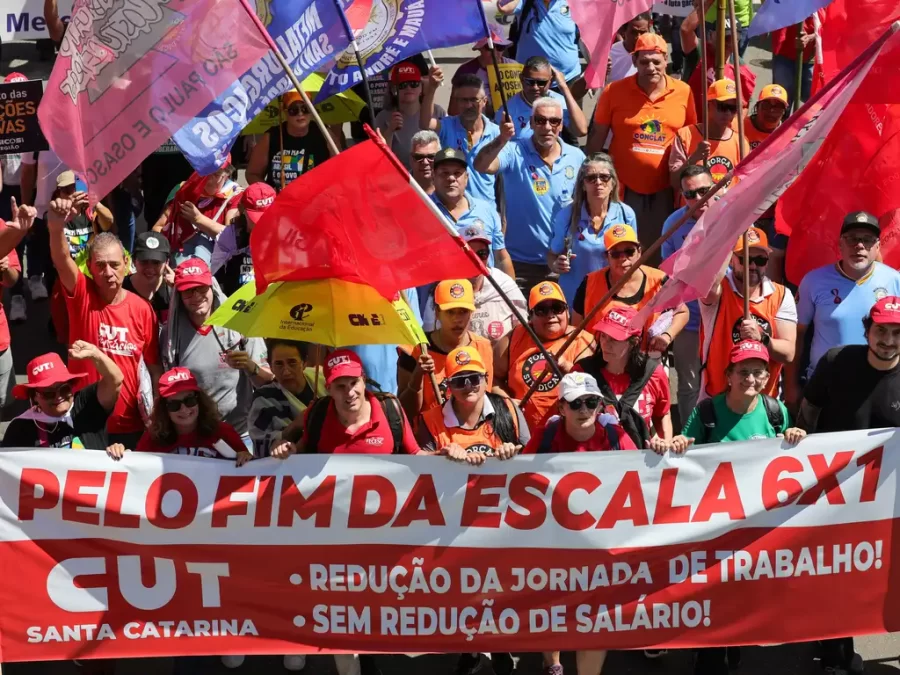 Fim da escala 6×1: movimentos organizam ato para pressionar Senado Fim da escala 6×1: movimentos organizam ato para pressionar Senado