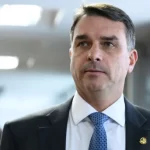 Flávio Bolsonaro propõe concessões comerciais dos EUA ao Brasil