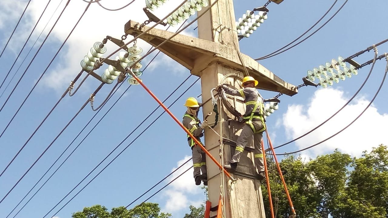 Veja os seis bairros de Manaus que ficarão sem energia neste sábado