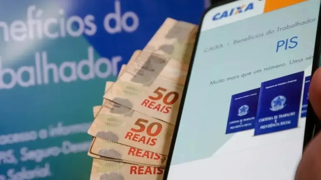 Abono salarial PIS/Pasep de até R$ 1.621 cai na conta nesta segunda-feira; veja quem recebe