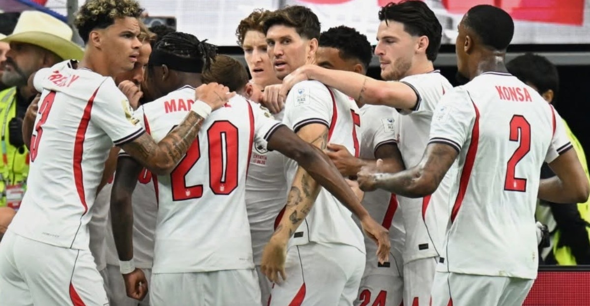 Inglaterra faz 4 a 2 na Croácia e confirma favoritismo na estreia da Copa