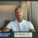Romário abre mão de salário de senador durante viagem para a Copa do Mundo