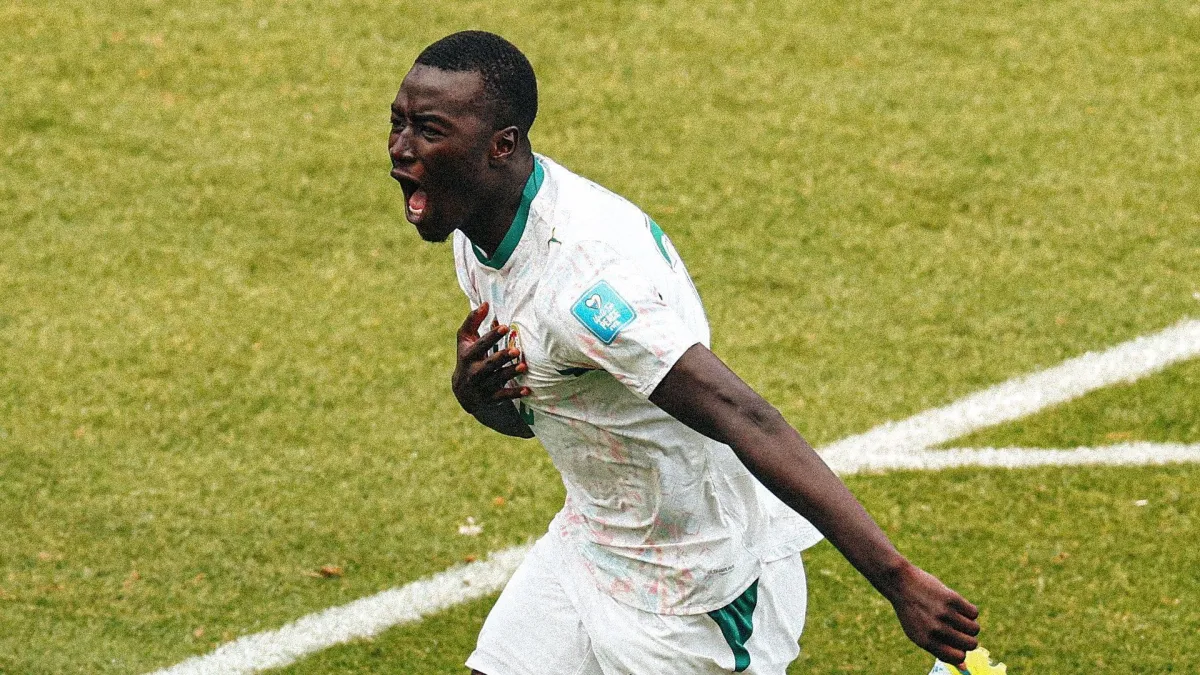 Senegal goleia Iraque por 5 a 0 e entra na briga por vaga no mata-mata da Copa