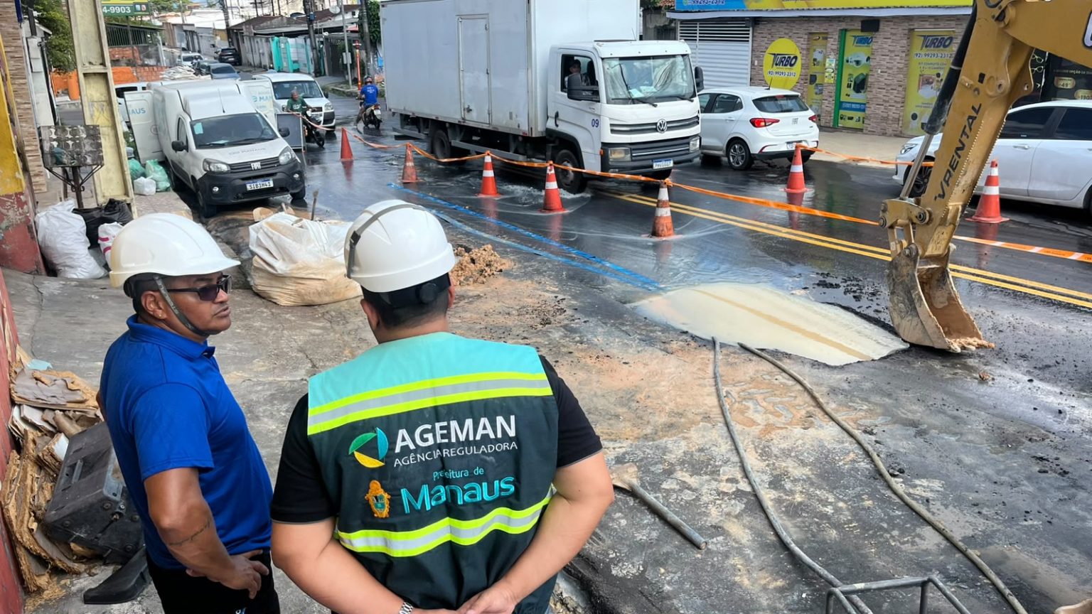 Águas de Manaus tem 48 horas para explicar rompimento de tubulação no Novo Aleixo