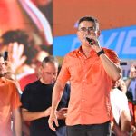 David Almeida apresenta propostas para água tratada, pesca e turismo em Parintins