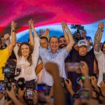 Construção de escolas, ampliar ensino integral e valorização dos professores estão entre propostas de Omar